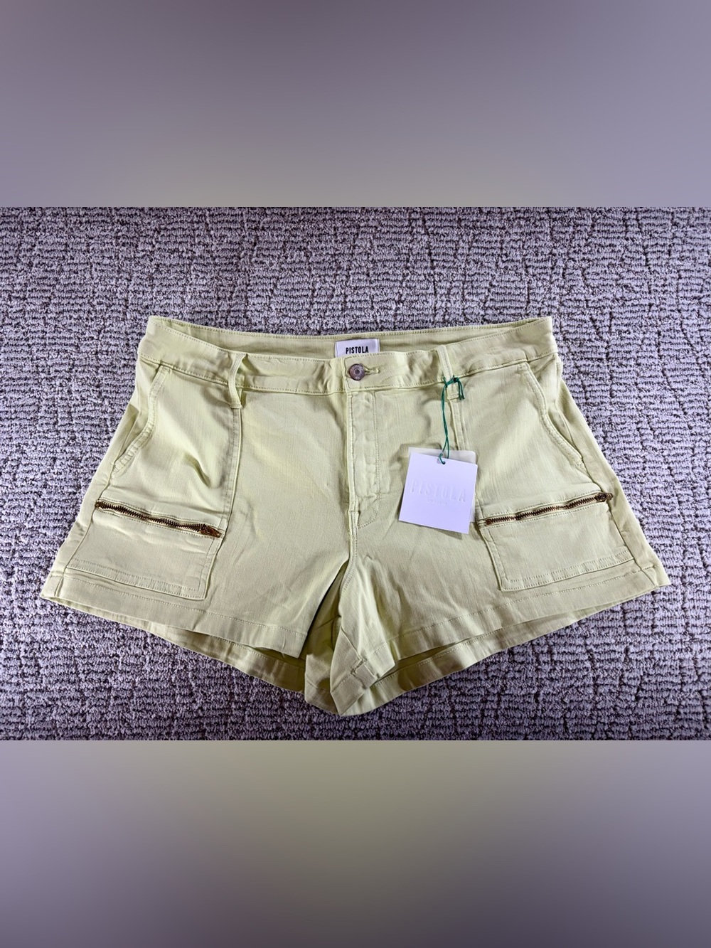 NWT Pistola Women’s Size 33 Limeade Hannah Cargo Shorts